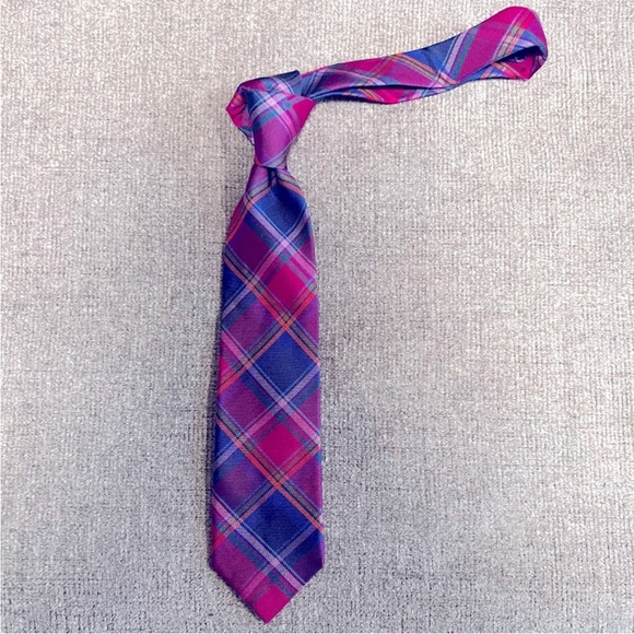 2 CHARLES TYRWHITT TIES - Picture 4 of 8